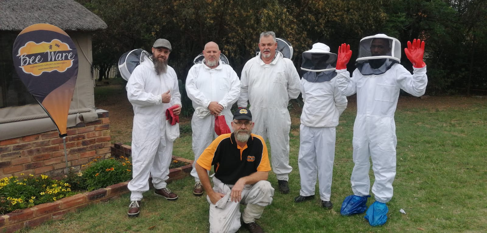Are Beekeeper's Suits Sting Proof?